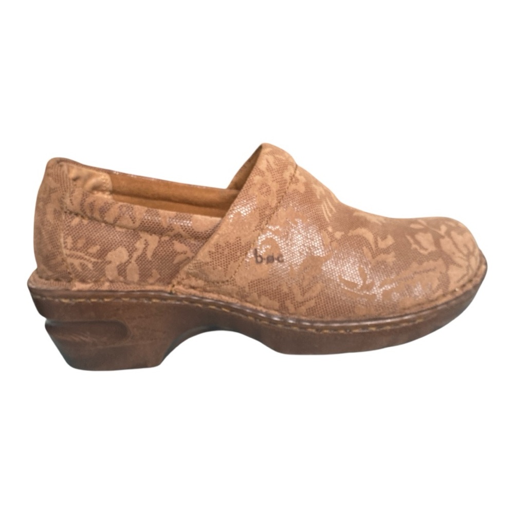 b.ø.c. Clogs Brown Leather Floral Tooled All day work shoes women’s Sz 7.5/38.5